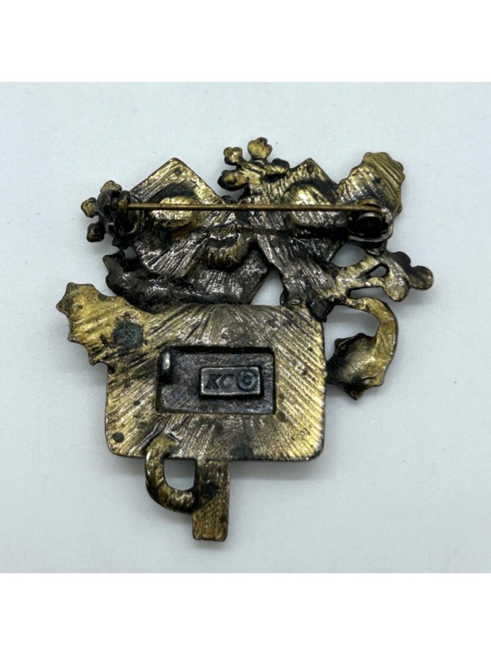 Vintage Kenneth Cole KC Christmas Birdhouse Brooch Pin Enamel Rhinestone Holiday - Picture 8 of 12